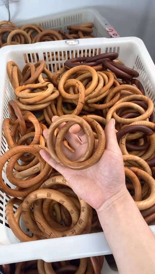 【闪购商品】木桃木大瑕疵70乾坤圈随机发货