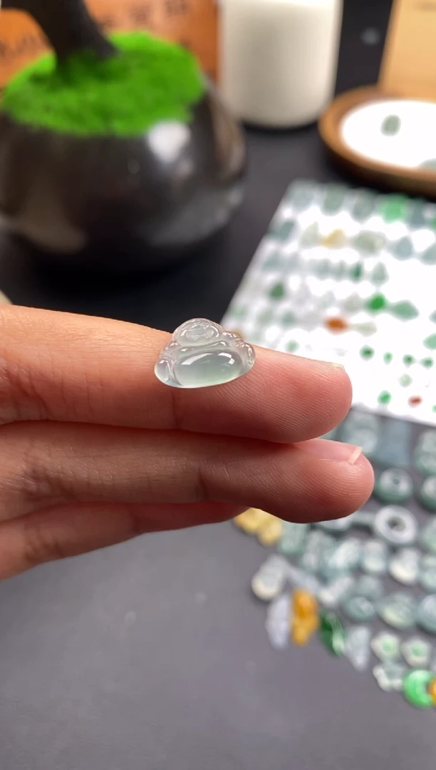 颈饰未镶嵌翡翠翡翠冰种佛公