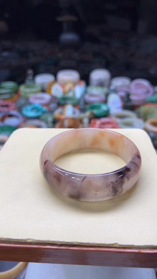 【闪购商品】石英质玉手镯未镶嵌081
