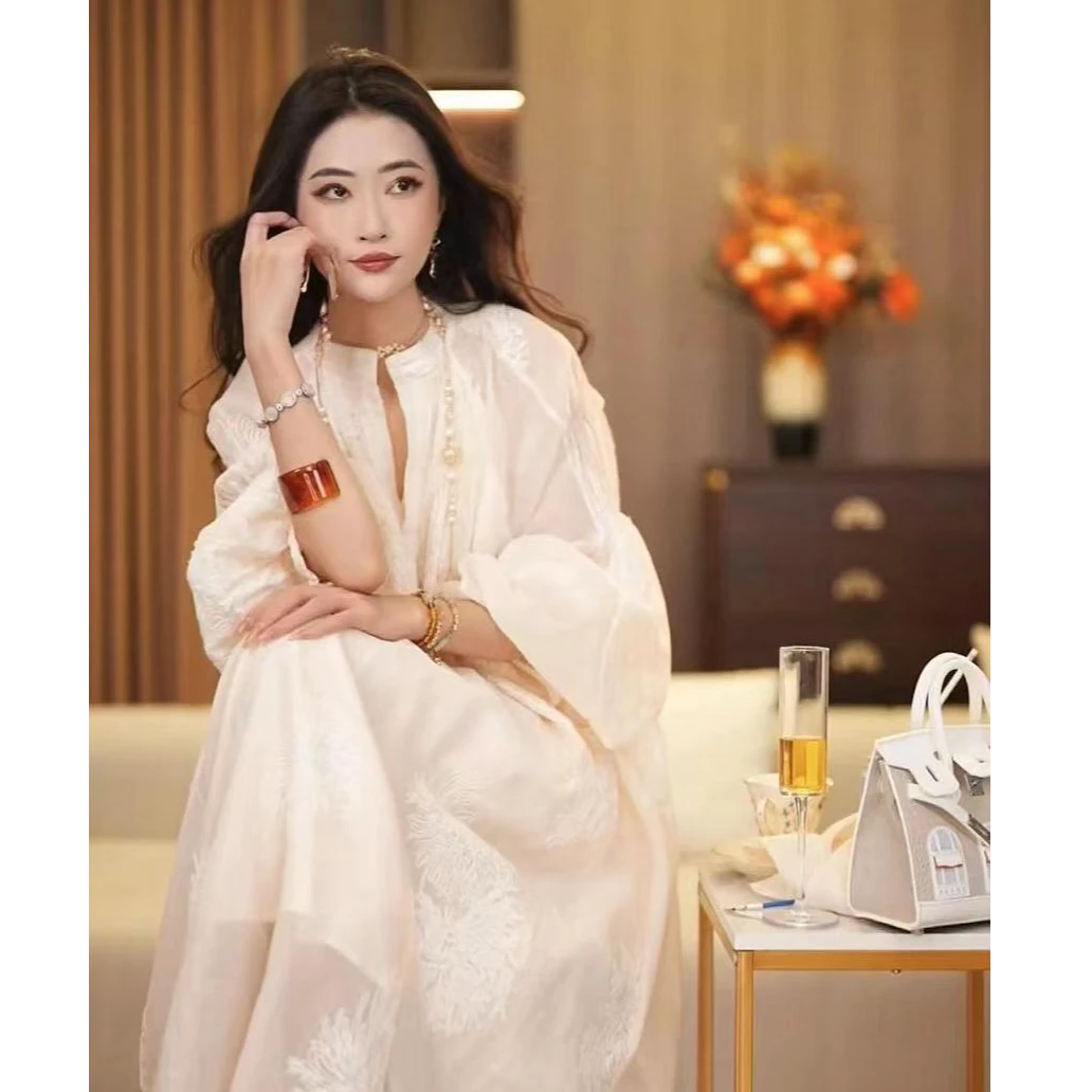 【精选】罗马的月光秋季新款杏色慵懒连衣裙-SW0013