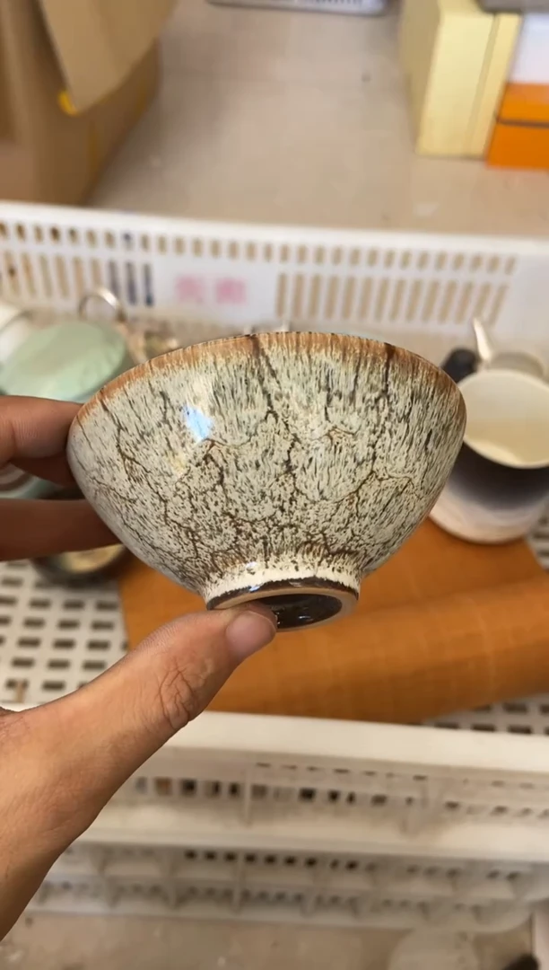 杯无运费险有瑕疵的摄影的产品有使用过的痕迹有点脏介意勿拍