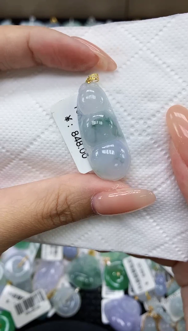 颈饰18K金镶嵌翡翠11111111111