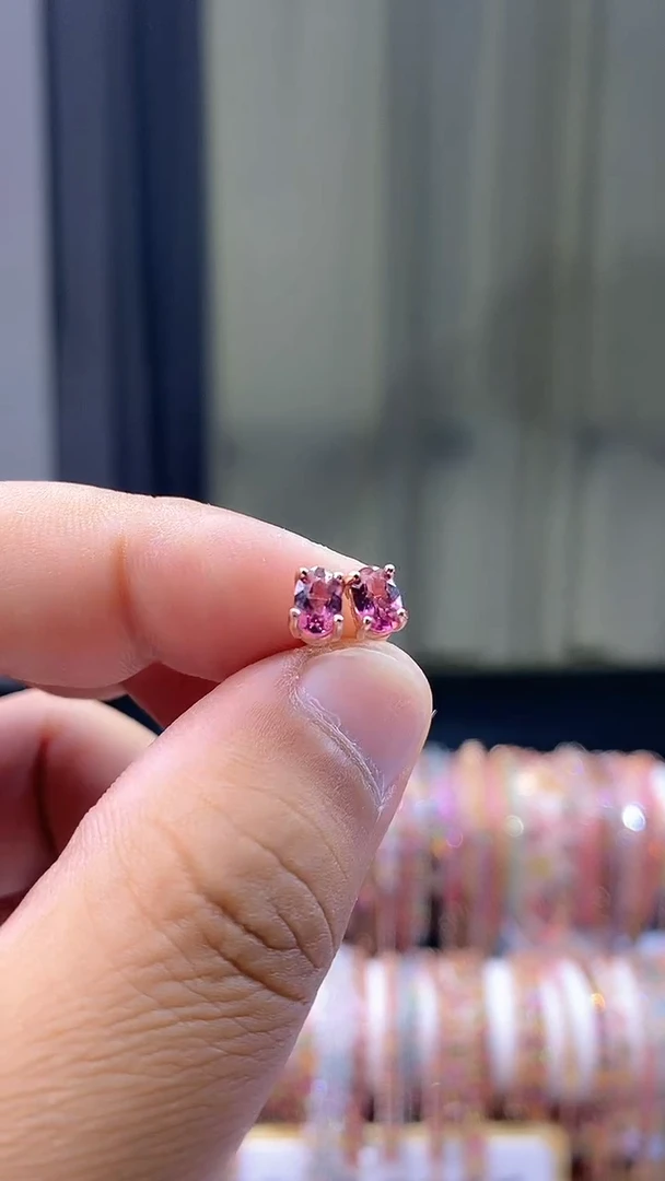 【闪购商品】碧玺耳钉银S925镶嵌16515656156156
