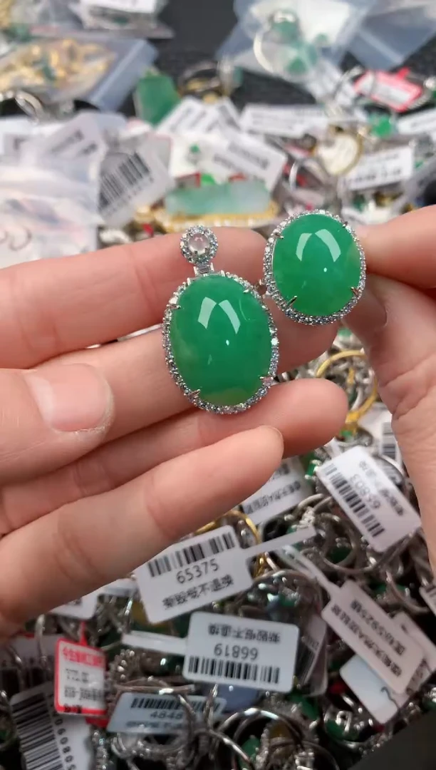银S925镶嵌戒指翡翠2            3