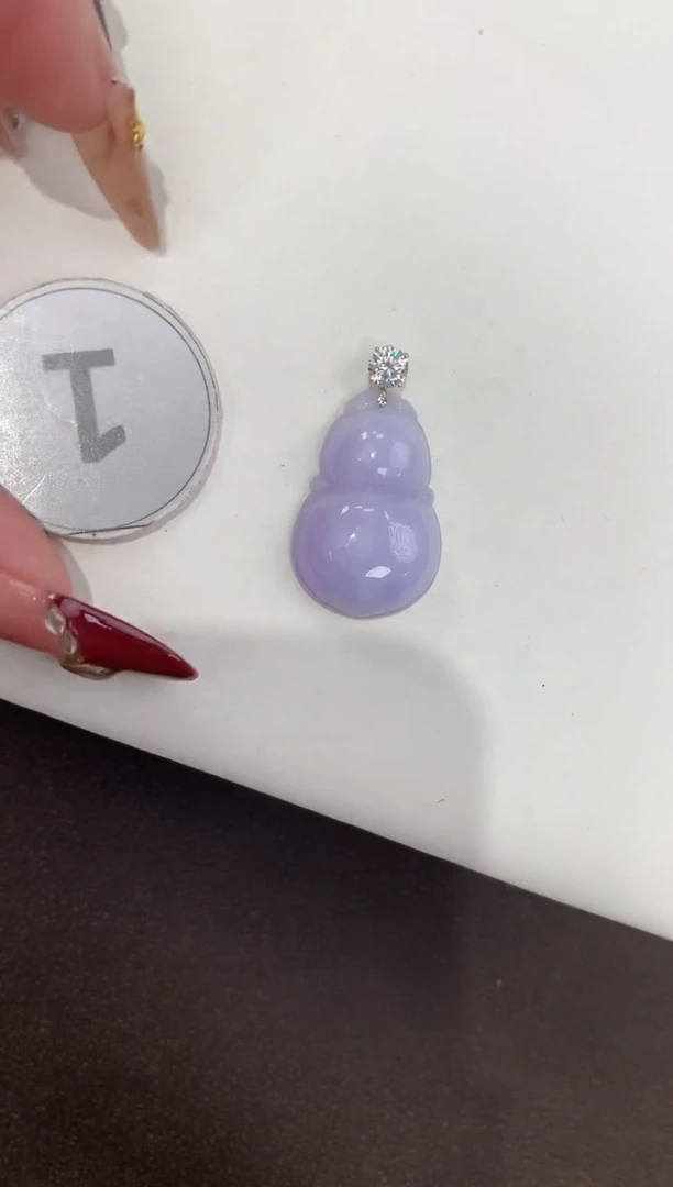 颈饰18K金镶嵌翡翠天然缅甸a货翡翠