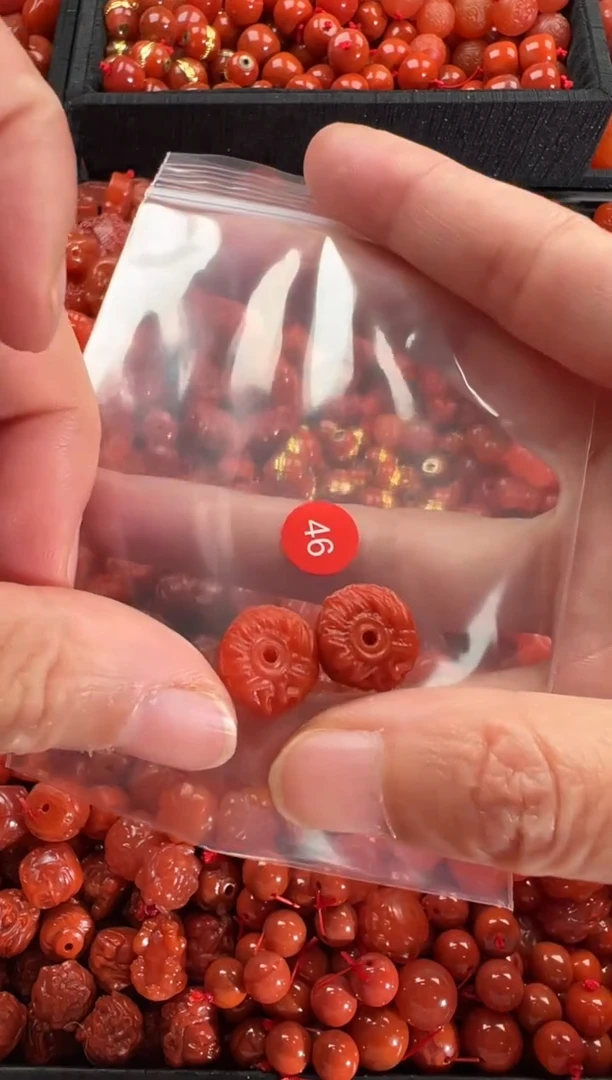 【闪购商品】南红玛瑙颈饰未镶嵌1