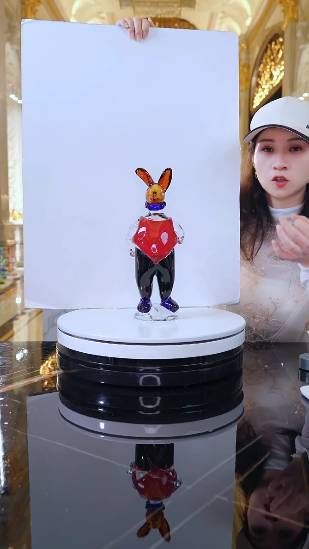 琉璃AJ1012760绅士兔艺术摆件