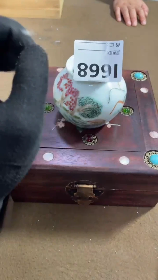 编码L668瓷器摆件（代拍链接）