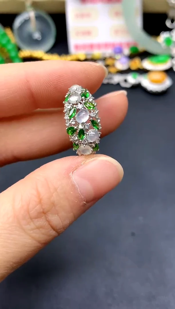 18K金镶嵌戒指翡翠435-中国好珍宝