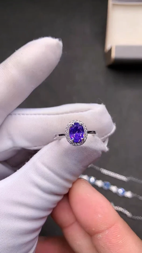 【闪购商品】彩色蓝宝石戒指银S925镶嵌.......