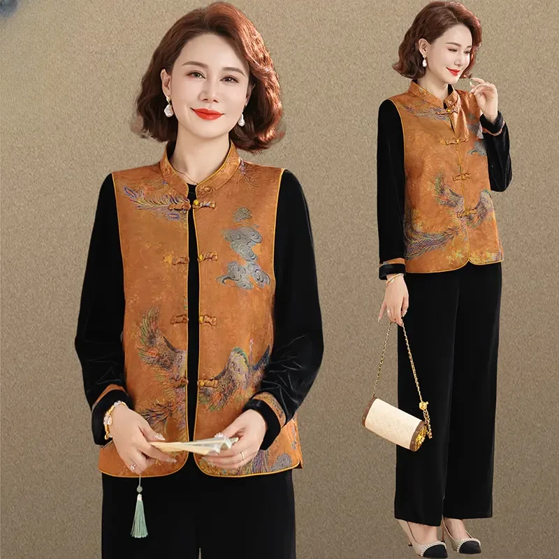 新中式国风妈妈秋装2025新款马外套洋气中老年金丝绒套装女春秋