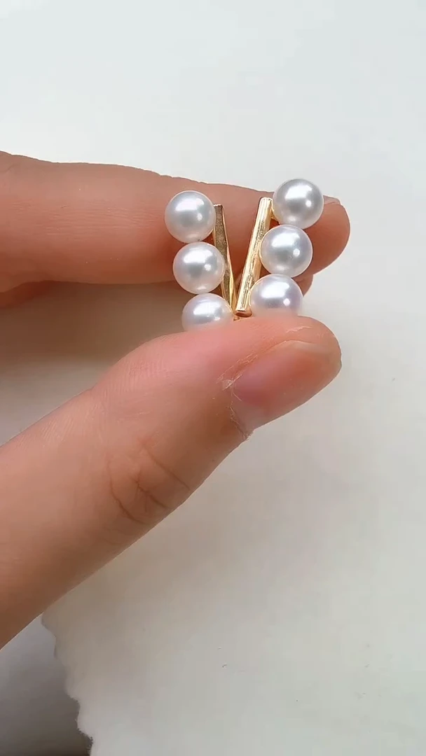 合金淡水珍珠耳饰平衡木金色