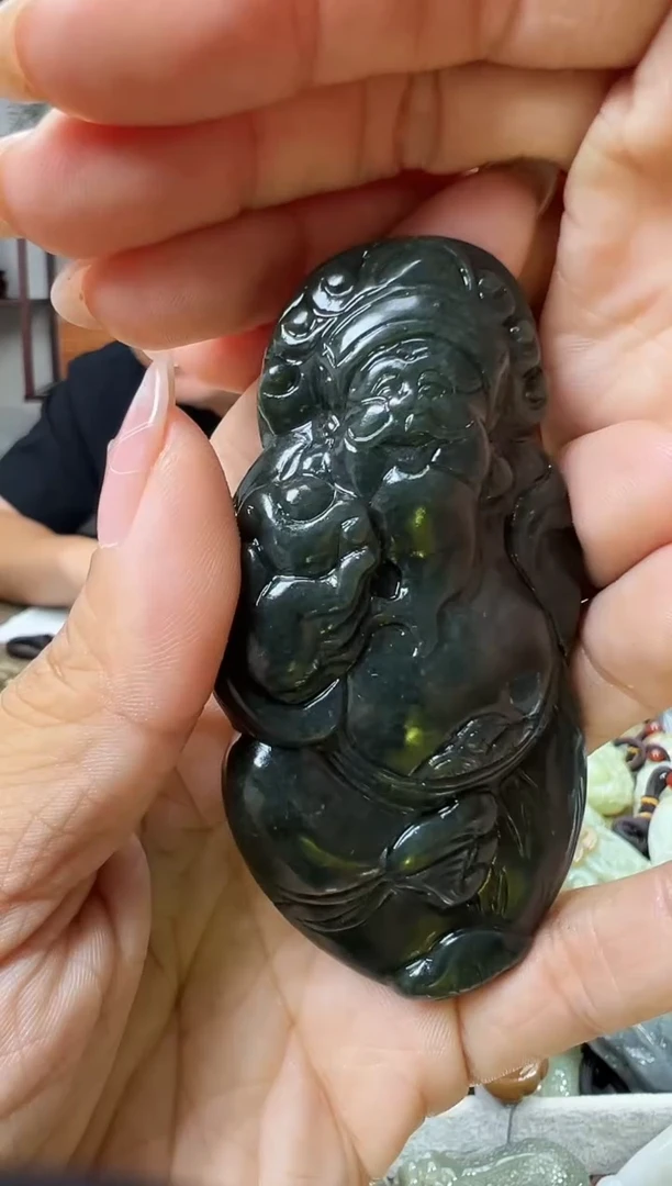 和田玉未镶嵌把件117