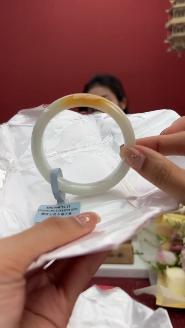 【闪购商品】翡翠手镯未镶嵌4手镯