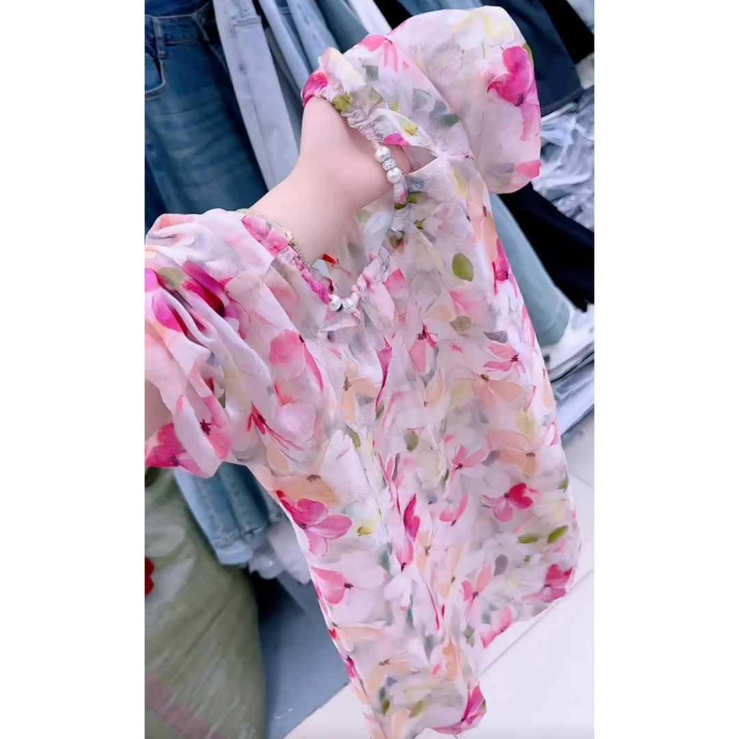 【现货】法式挂脖露肩碎花雪纺衫2025夏季新款温柔气质显瘦别致上衣