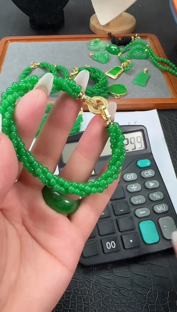 未镶嵌翡翠耳饰小米麻花手串