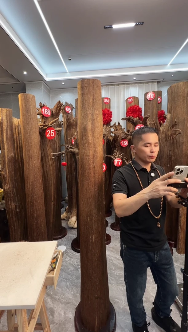 沉香摆件厨****)沉香原料