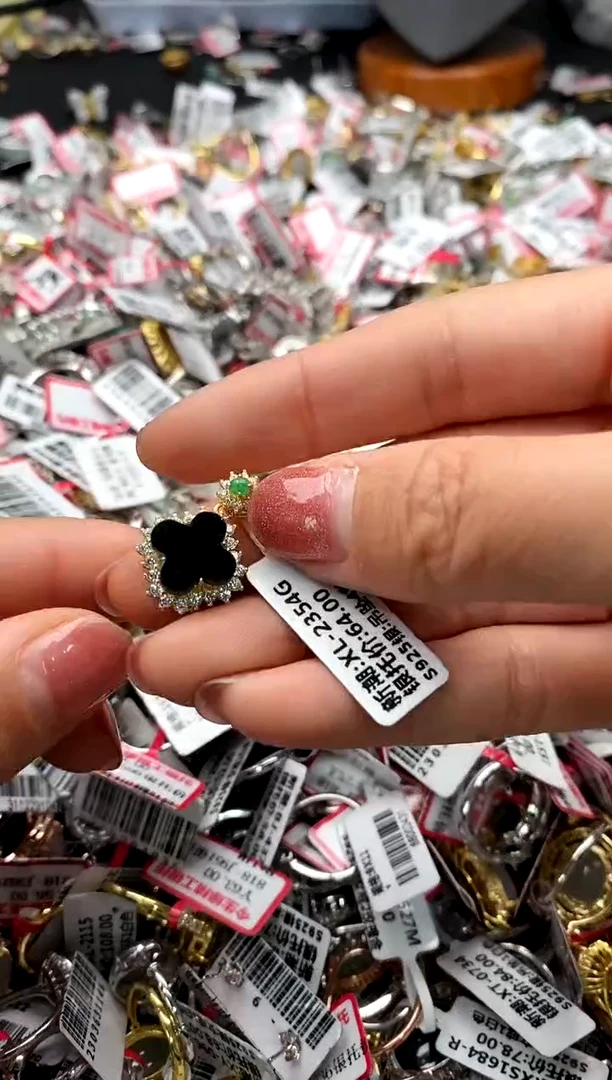 【闪购商品】翡翠戒指银S925镶嵌66666666      0