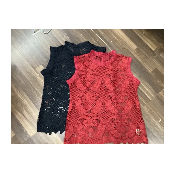 8290两色重工提花镂空无锡设计花边圆领上衣
