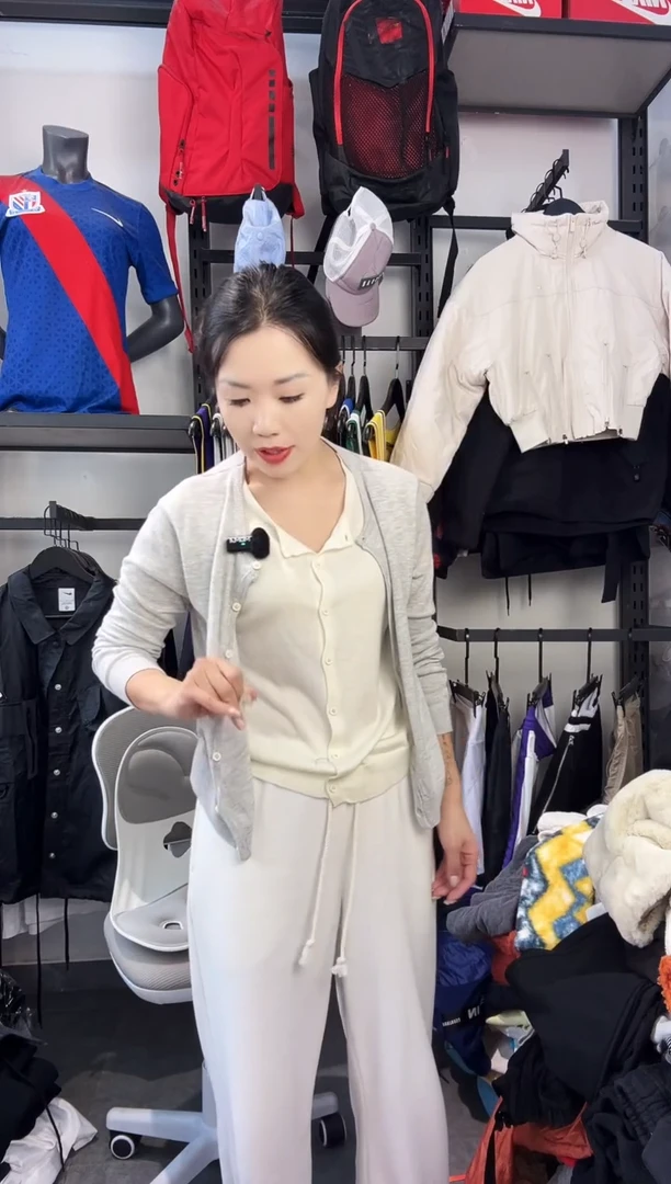 山****乐190  ·编码 瑕疵款直播间过款为准 尺码·