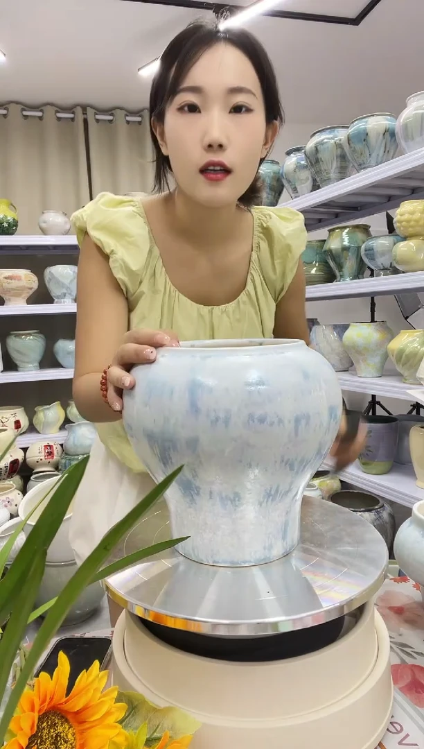 【  8.29  陶瓷花盆   】