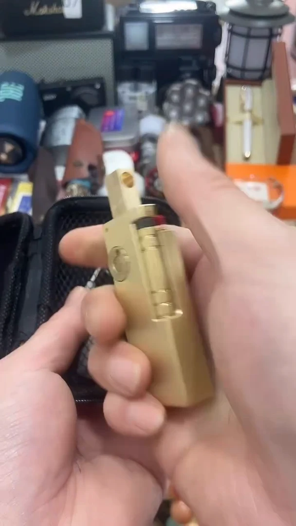 瓷片闪购商品 如图所示