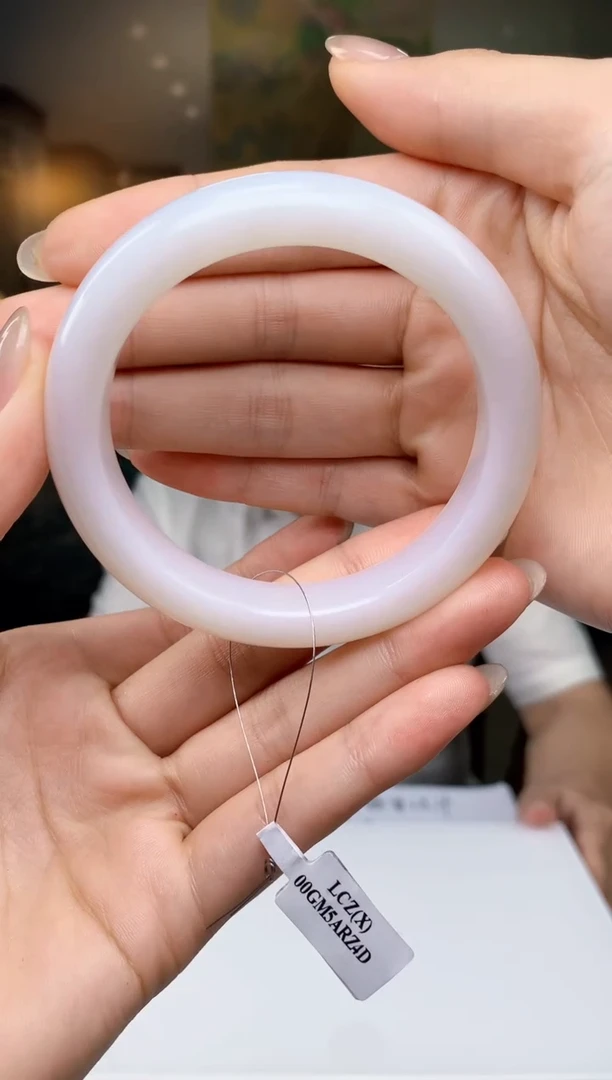 定制和田玉Boss阳天然和田玉（拍一发一）