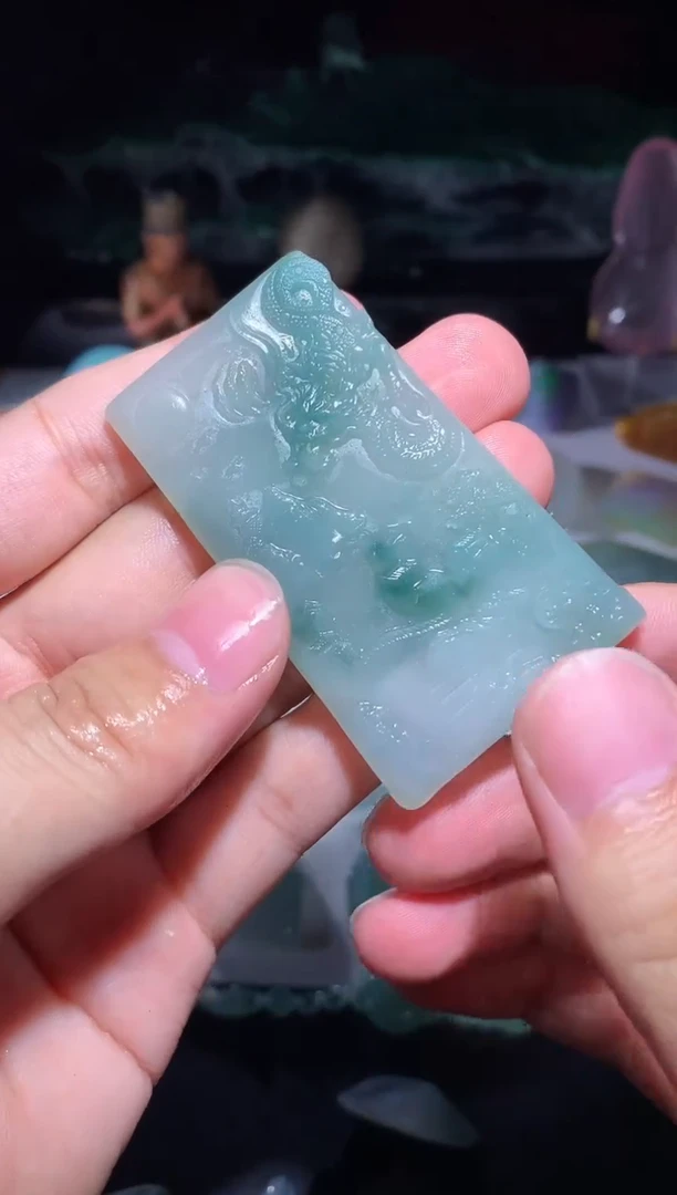 未镶嵌定制翡翠山水牌