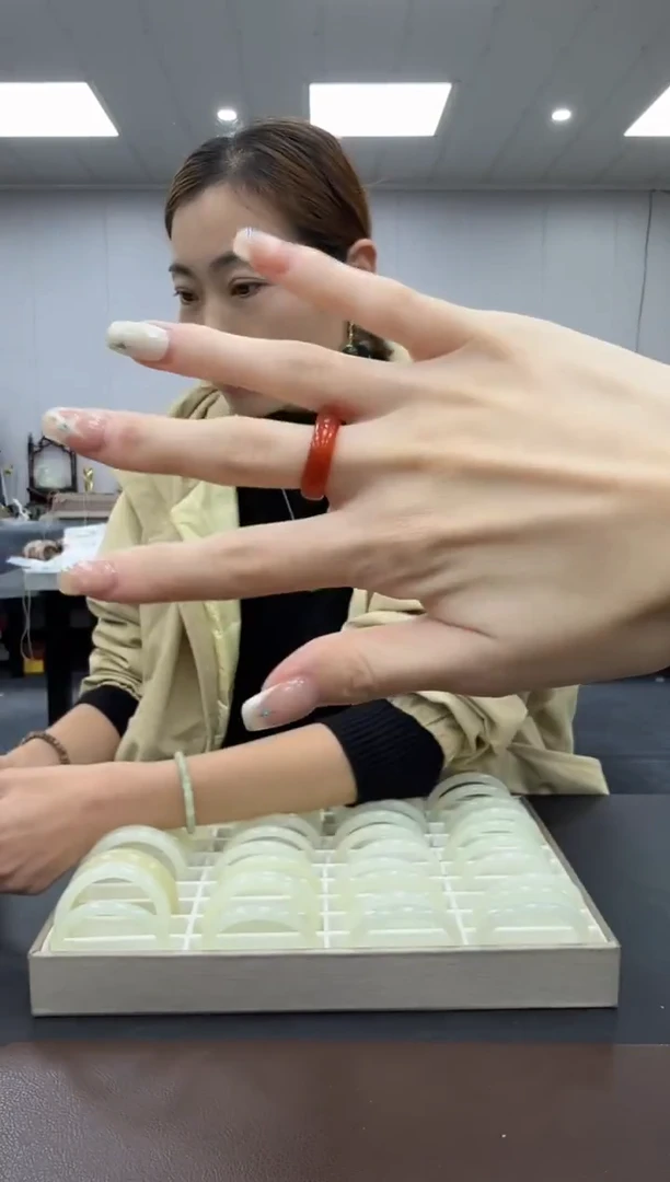 未镶嵌戒指玛瑙/玉髓多样性发其一ly圈口随机