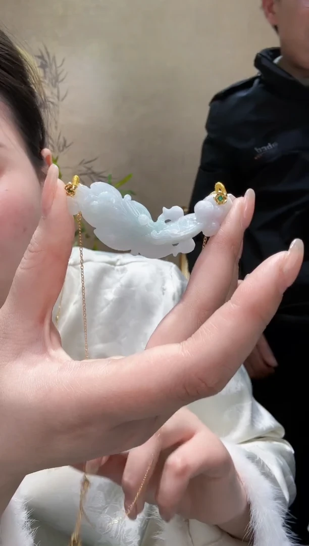 【闪购商品】翡翠颈饰未镶嵌吊坠