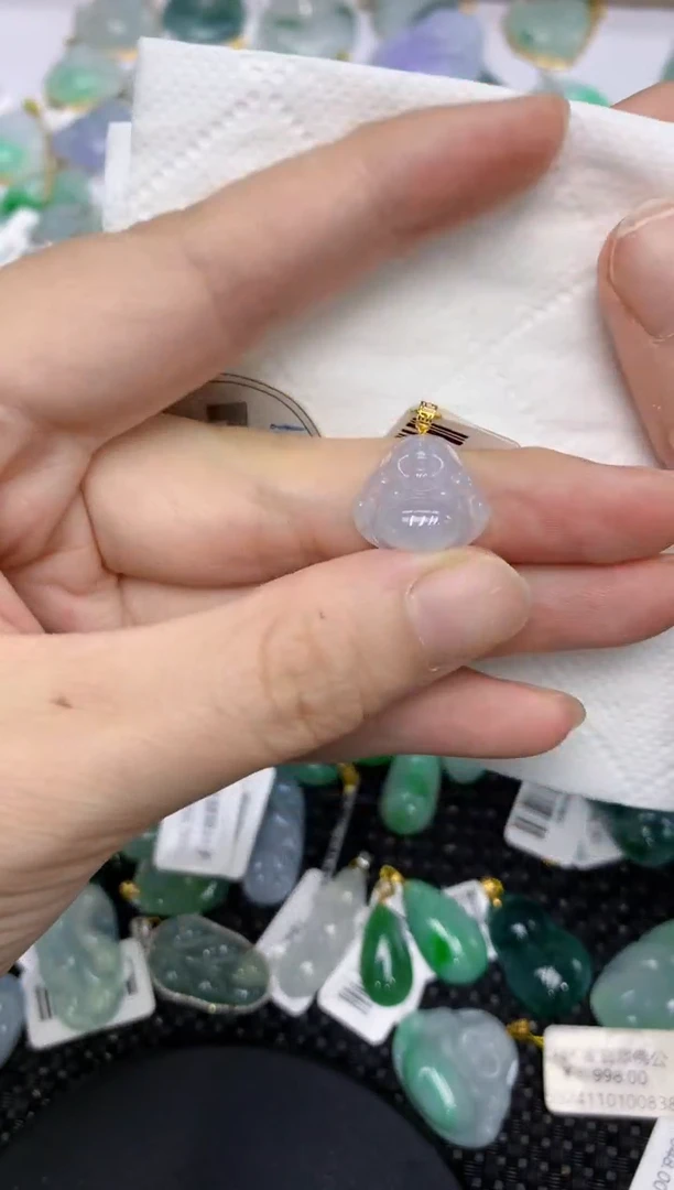 颈饰18K金镶嵌翡翠11111111111