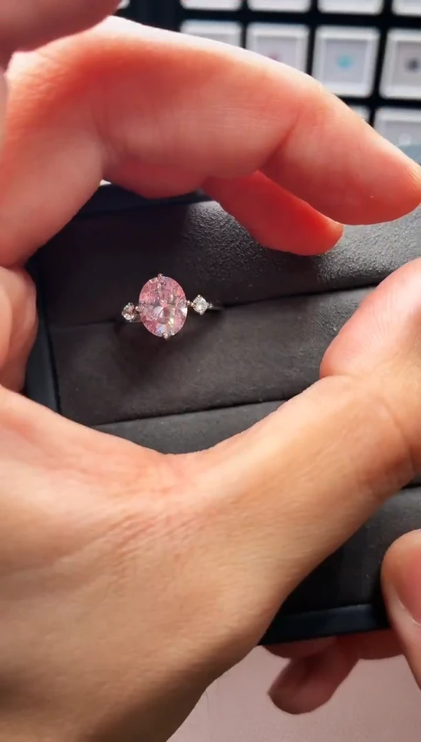 银S925镶嵌戒指绿柱石（摩根石）111