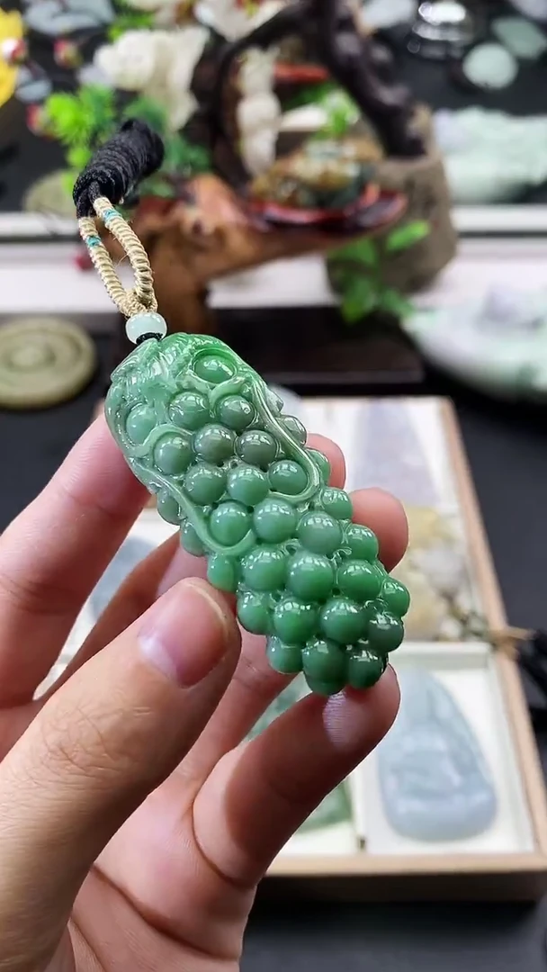 颈饰未镶嵌翡翠天然缅甸A货翡翠