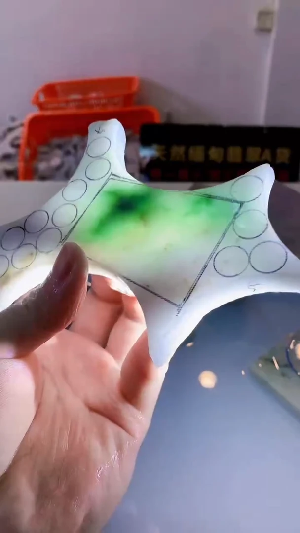 颈饰未镶嵌翡翠缅甸A货翡翠782