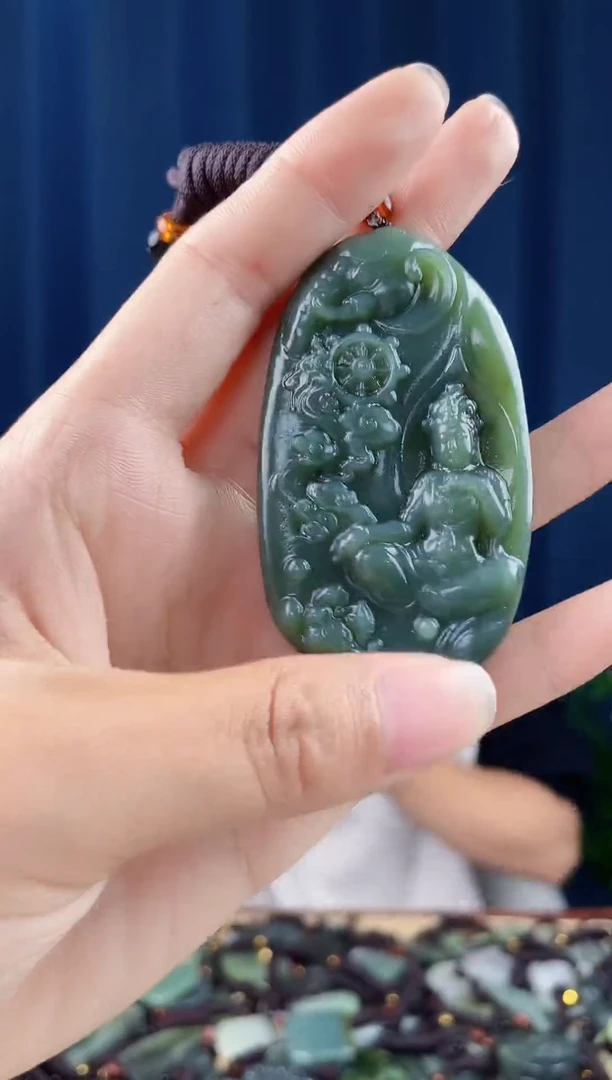 未镶嵌和田玉挂件拍一发一，多样性发货