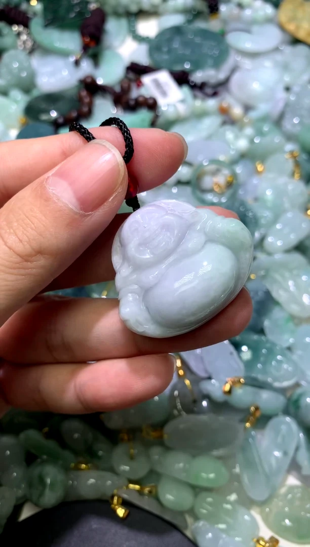 颈饰未镶嵌翡翠1