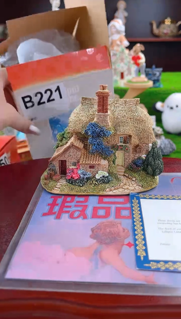 【闪购商品】紫砂茶宠中古小房子