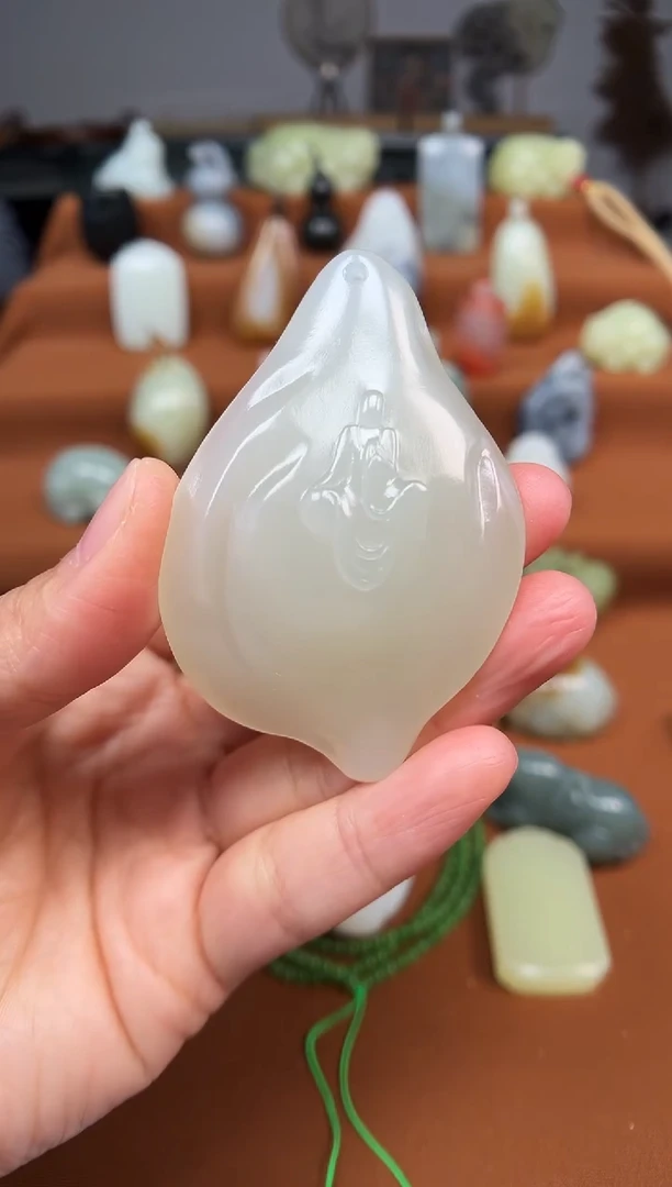 颈饰未镶嵌和田玉悟道