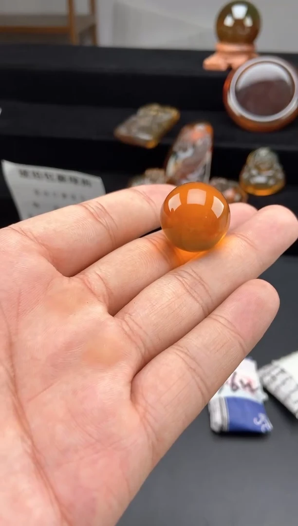 琥珀颈饰未镶嵌金棕珀单珠