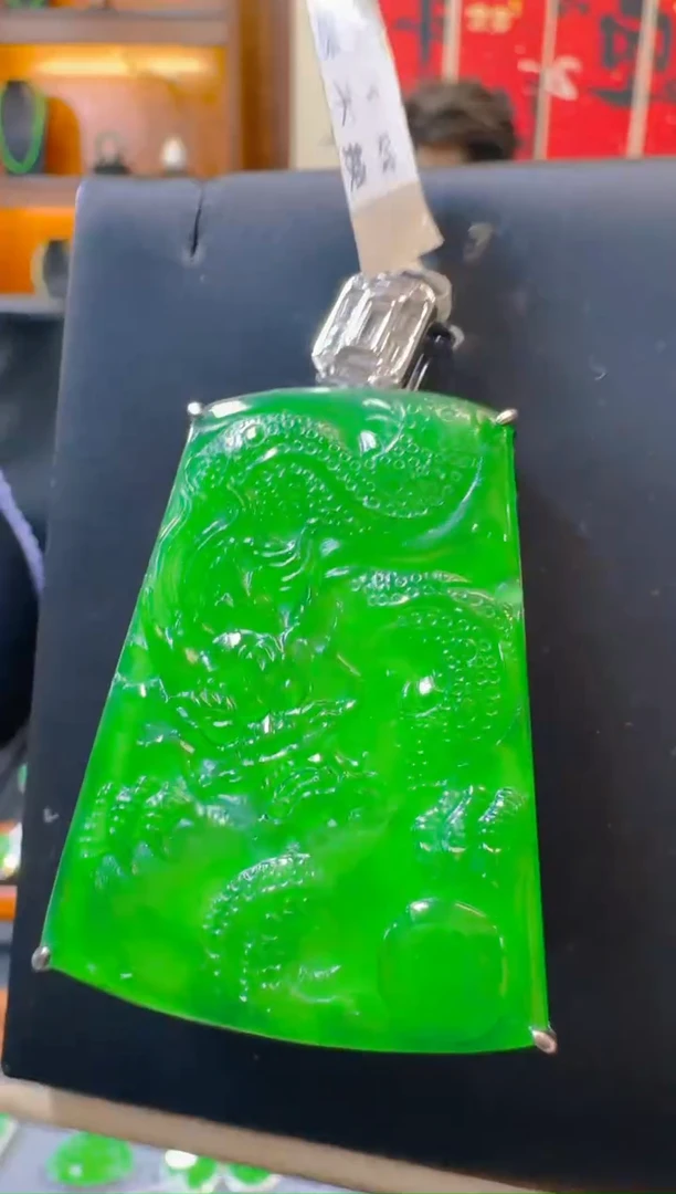 吊坠(赠链)银S925镶嵌翡翠天然A货翡翠