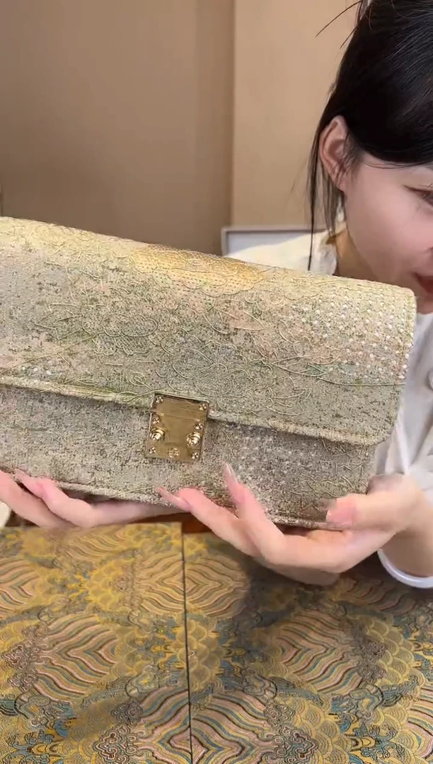 刺绣瞎盒 绿野仙踪 非遗唐锦包包