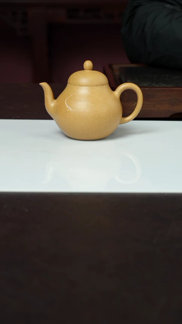 【闪购商品】紫砂茶壶梨形黄金段预售