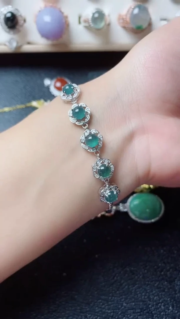 【闪购商品】翡翠戒指银S925镶嵌111111