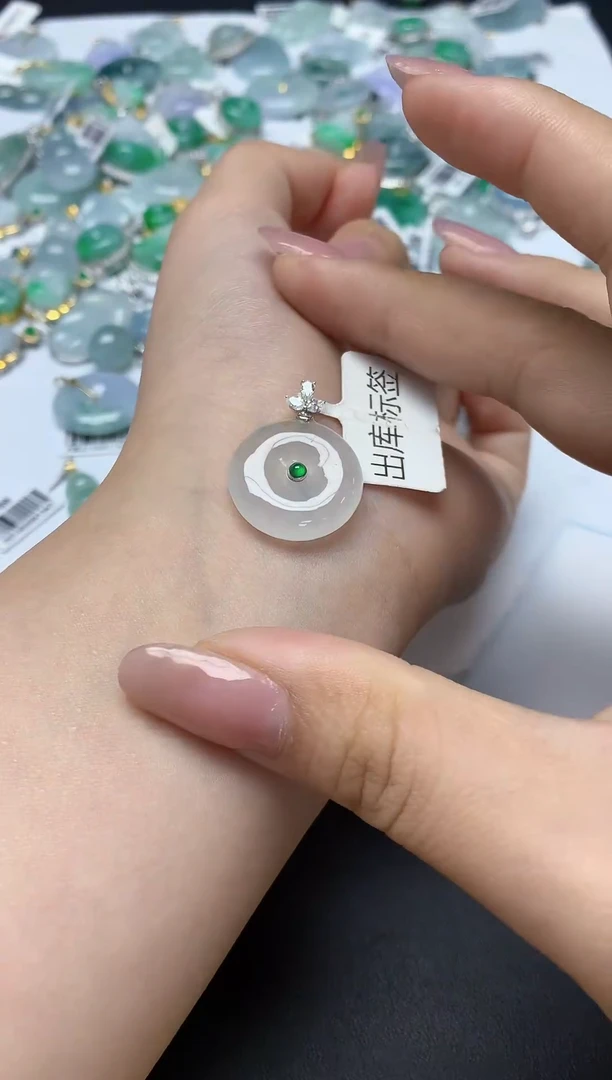 颈饰未镶嵌翡翠天然缅甸a货翡翠百元以上9元证书费自理