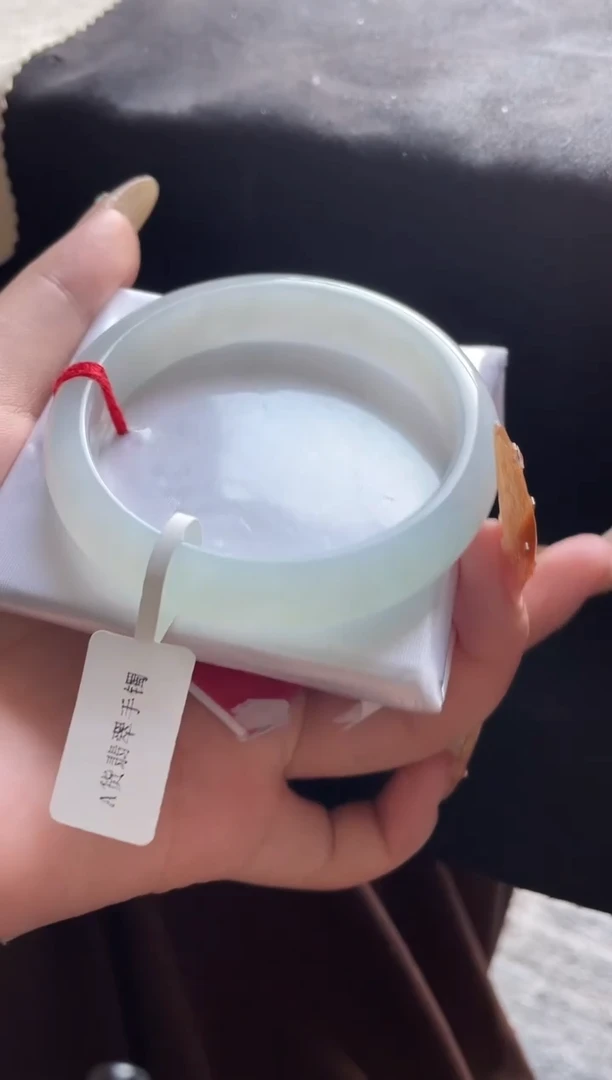 未镶嵌手镯翡翠三天鉴赏期