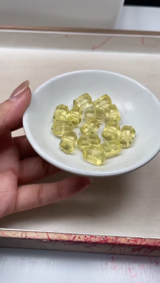 散珠未镶嵌水晶M516 黄水晶双尖 1个9.9元