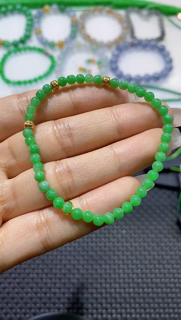散珠翡翠卡3.7手串