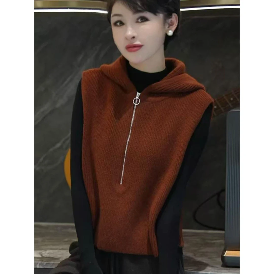【松弛感】欧货高端纯色无袖针织马甲2025秋季连帽设计感马夹上衣女