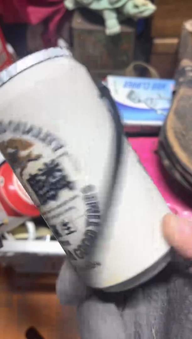 手工艺品琉璃毕****弟摆件