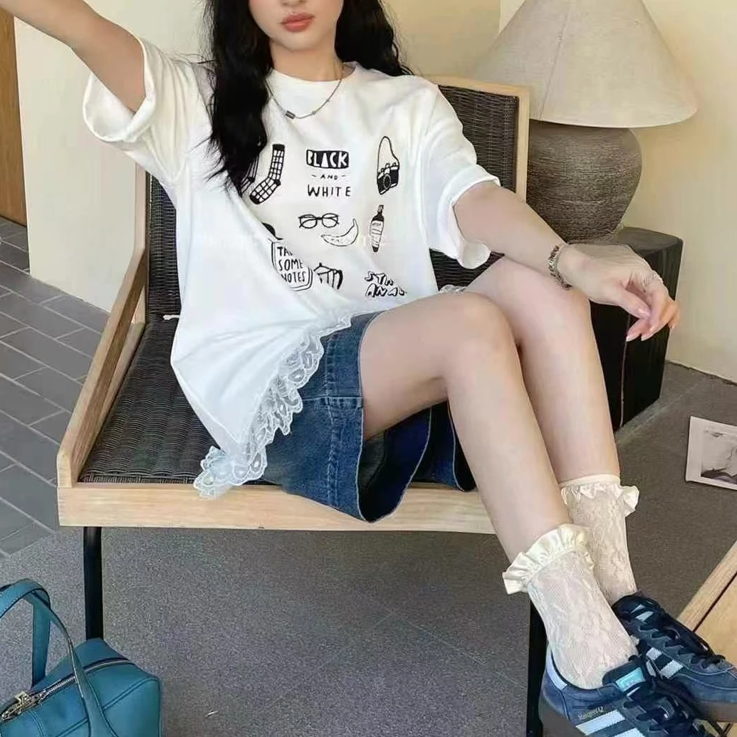 H3103棉质面料融合印花与蕾丝元素，潮流吸睛必备穿搭新风尚90055